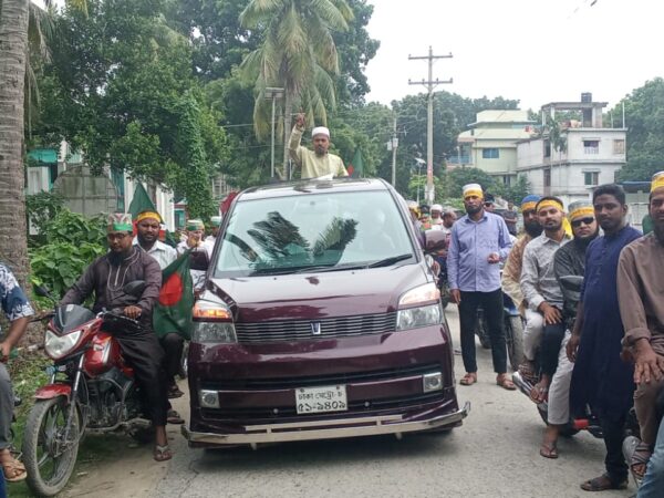 শ্রীপুরে জামায়াতের বর্ণাঢ্য মোটরসাইকেল মিছিল  ও পথসভা